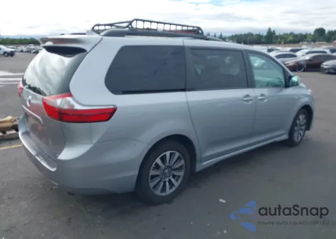 2020 Toyota Sienna Xle z USA, uszkodzony, nr VIN 5TDDZ3DC5LS252034